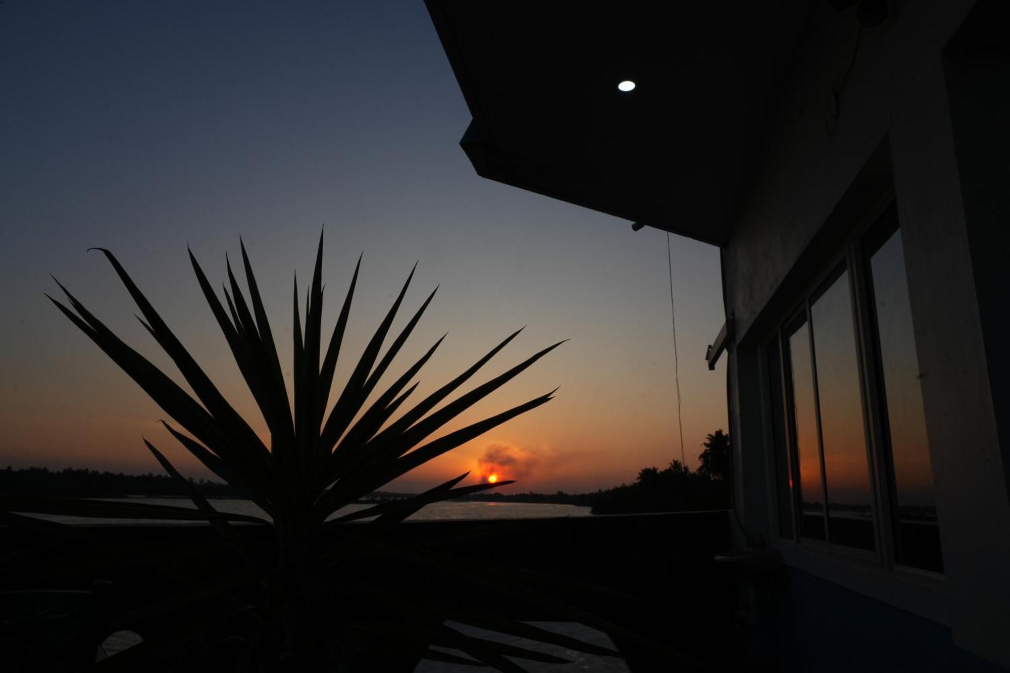 Victoria'S River View Resort Pondicherry Luaran gambar