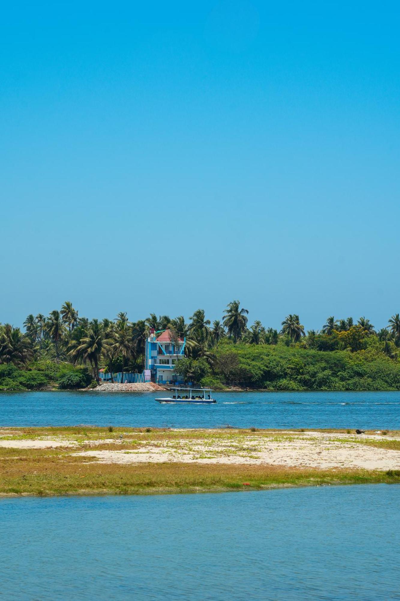 Victoria'S River View Resort Pondicherry Luaran gambar